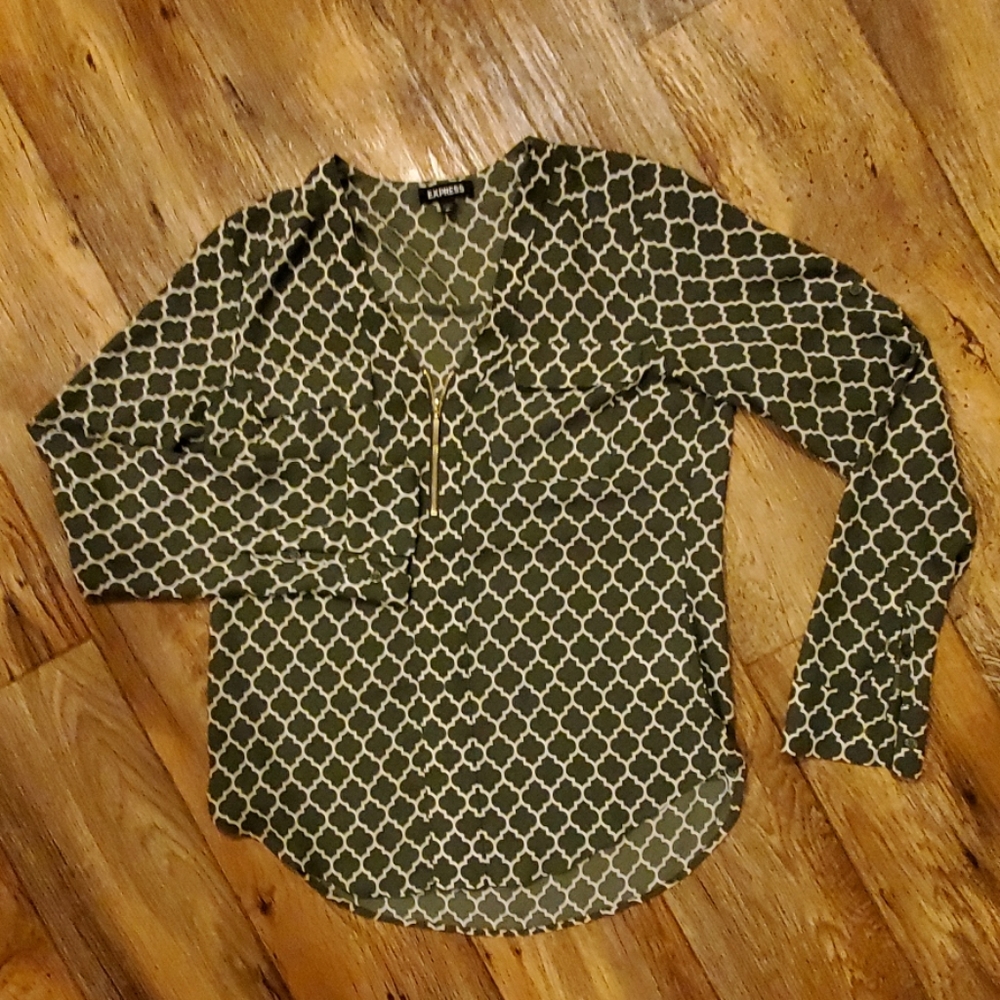 Express long sleeved top